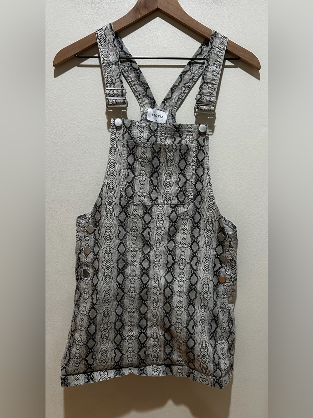Storia Grey Snakeskin Overalls Mini Dress w/ Silver Buckles - Women’s Size Small